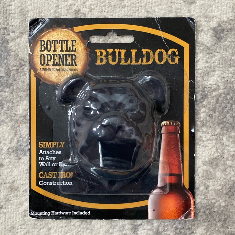 NIB Cast iron Bulldog bottle opener
